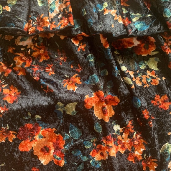 Lularoe CiCi - Picture 3 of 4